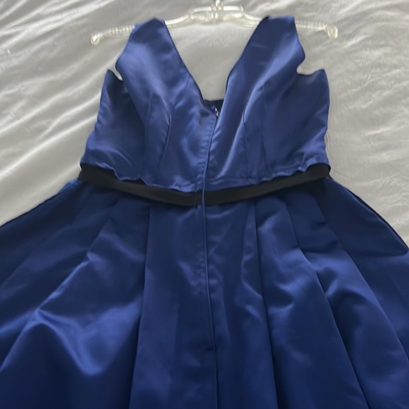 Beautiful Blue, Vera Wang Dress from Kohls. Worn once - Picture 4 of 4